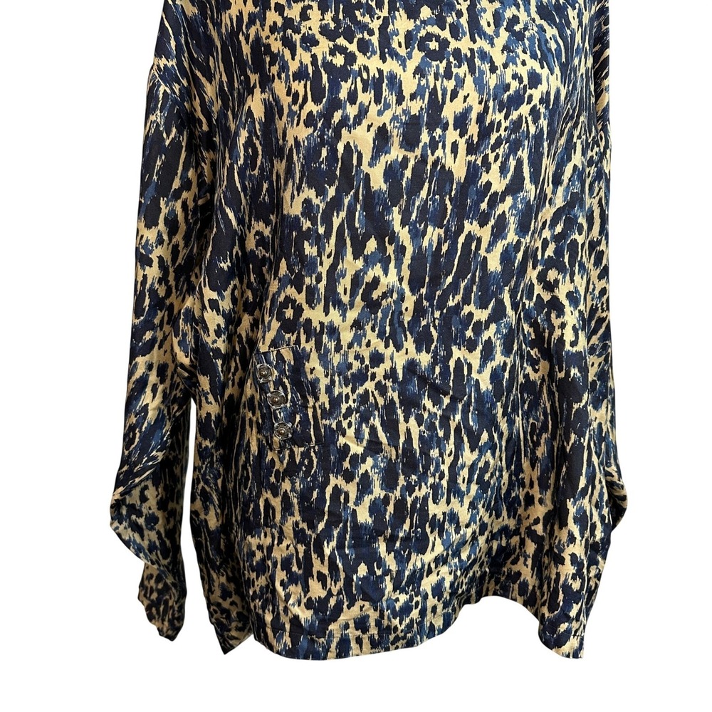 Dries‎ Van Noten 100% Silk Leopard Print Twisted Front Snap Blouse Blue Tan 42 - Picture 11 of 11